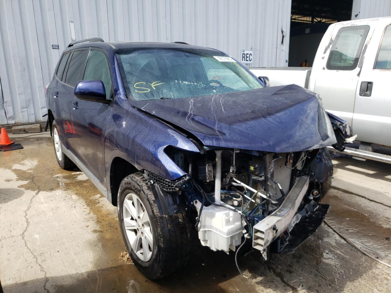 TOYOTA HIGHLANDER 2012 with VIN 5TDBK3EH3CS172110 - Photo from auction