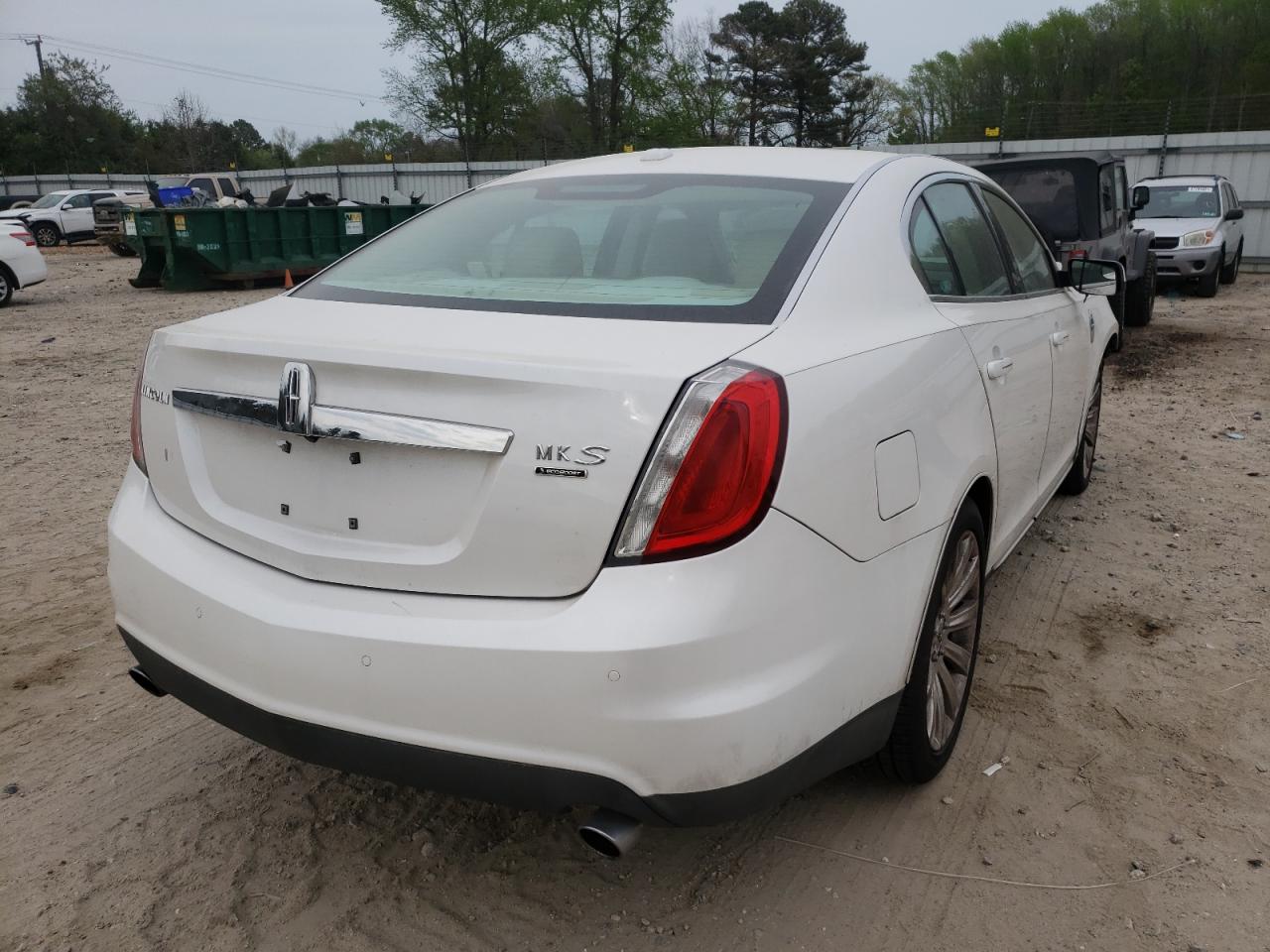 Photo 4 from auction – 2011 LINCOLN MKS with VIN 1LNHL9FT8BG606023