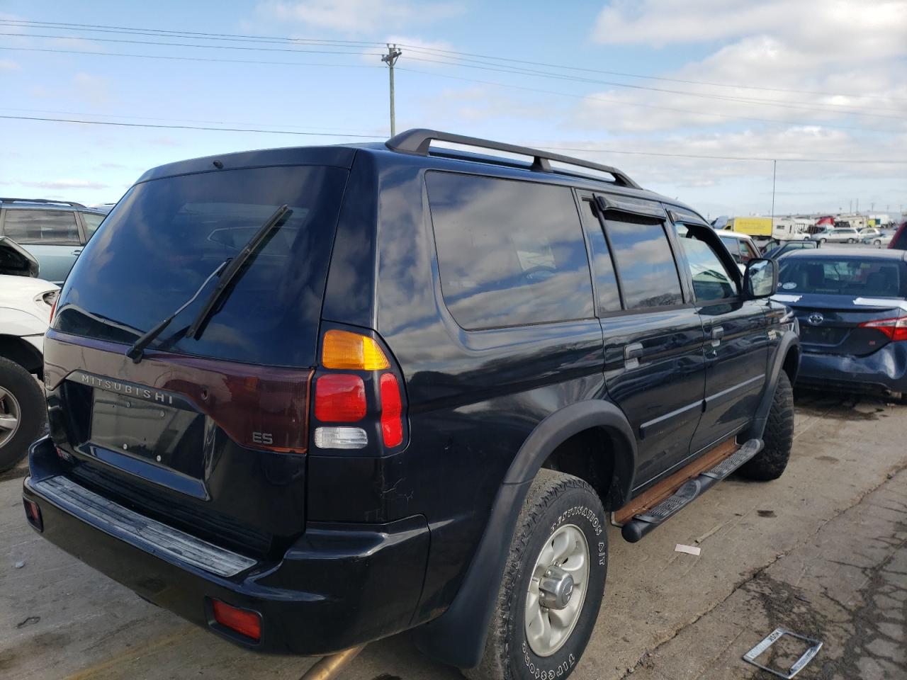 Photo 4 from auction – 2003 MITSUBISHI MONTERO SP with VIN JA4LS21H33J002129