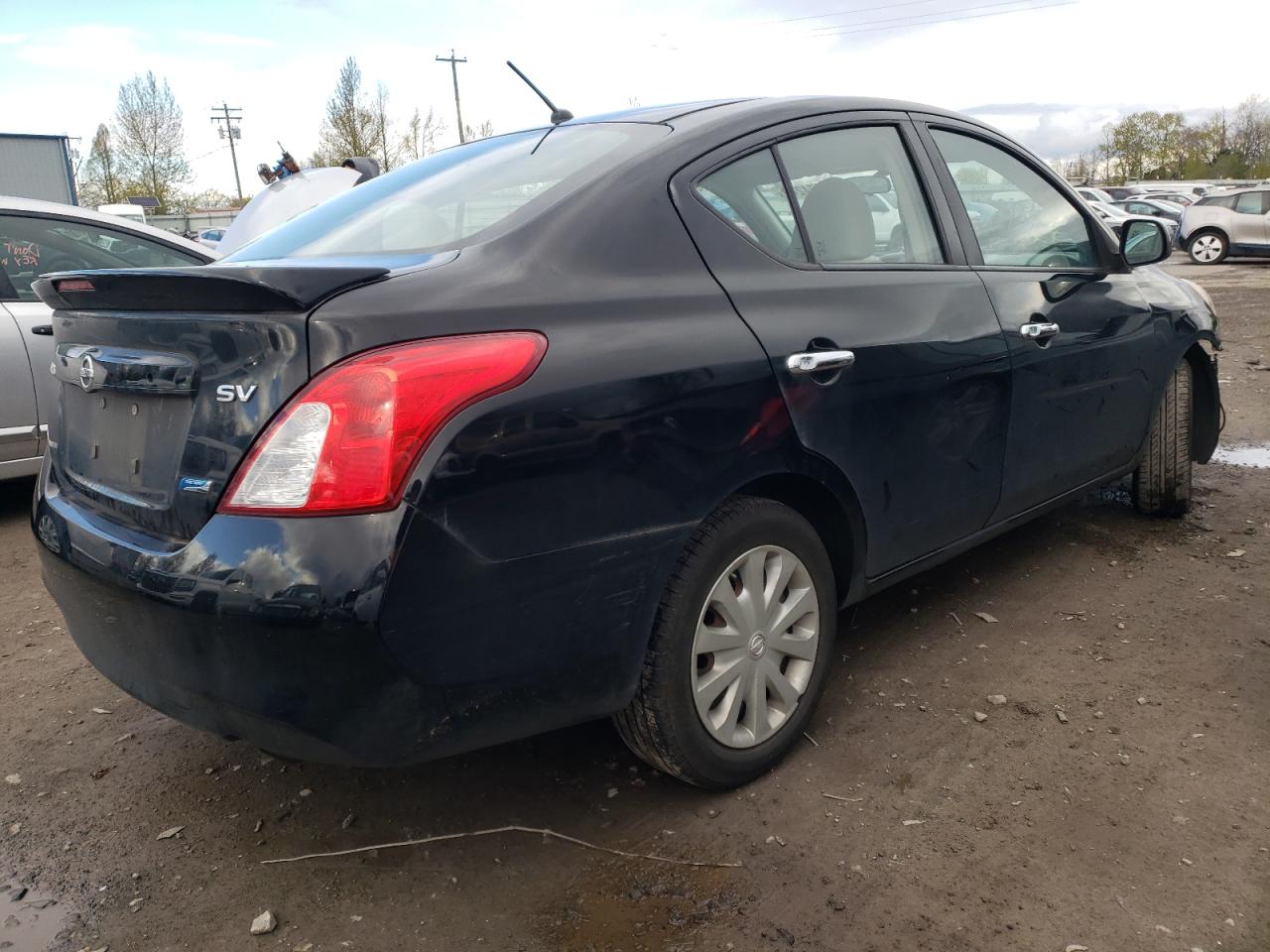 Photo 4 from auction – 2013 NISSAN VERSA S with VIN 3N1CN7AP7DL831056