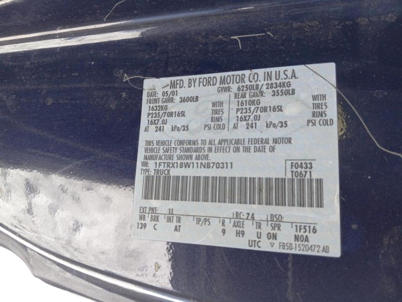Photo 10 from auction – 2001 FORD F150 with VIN 1FTRX18W11NB70311