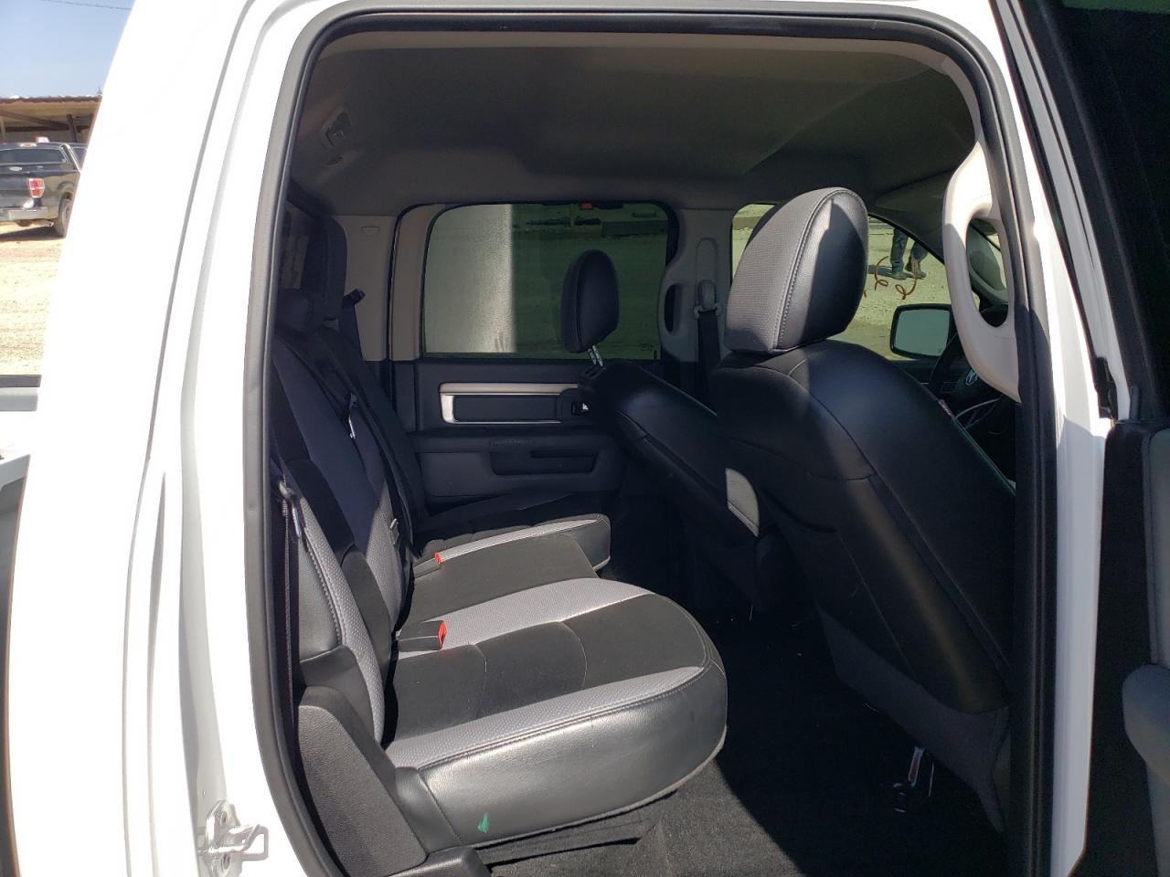 Photo 6 from auction – 2016 RAM 1500 SLT with VIN 1C6RR7LT3GS105004
