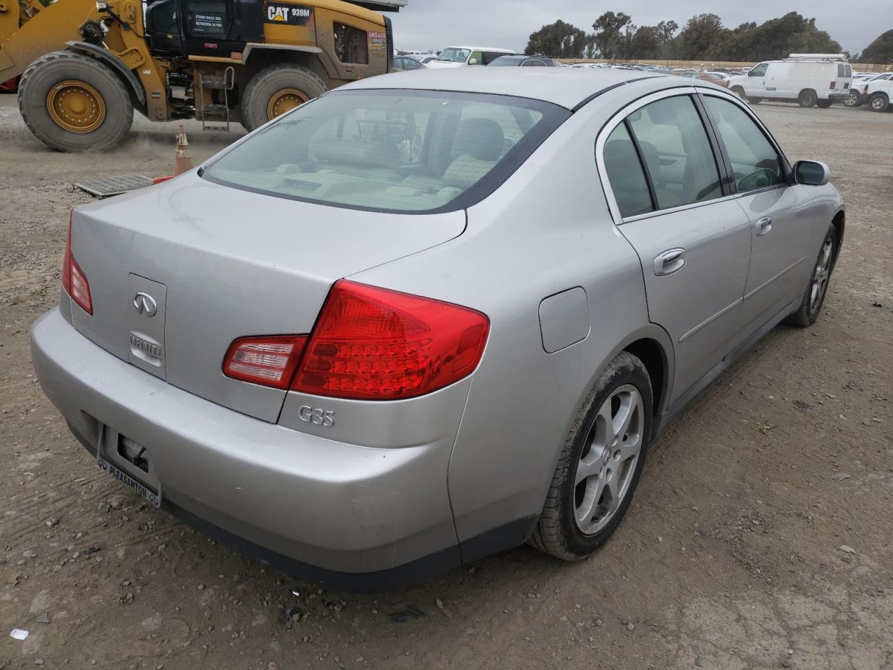 Photo 4 from auction – 2003 INFINITI G35 with VIN JNKCV51E73M021297