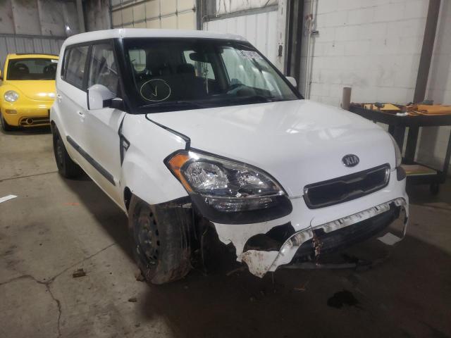 KIA SOUL 2013 with VIN KNDJT2A55D7765171 - Photo from auction