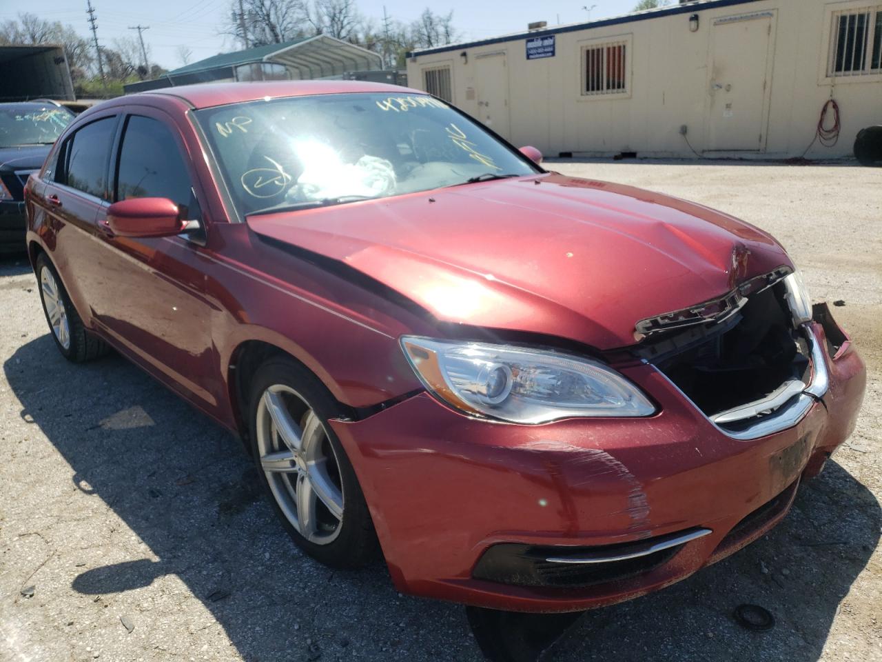 CHRYSLER 200 LX 2013 with VIN 1C3CCBAB6DN671752 - Photo from auction