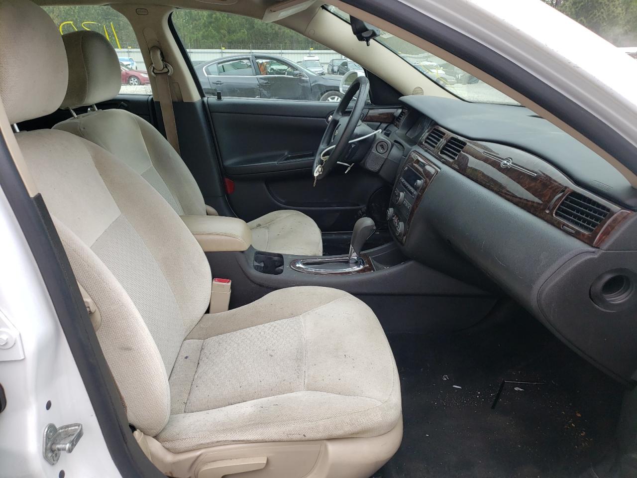 Photo 5 from auction – 2016 CHEVROLET IMPALA LIM with VIN 2G1WB5E39G1161152