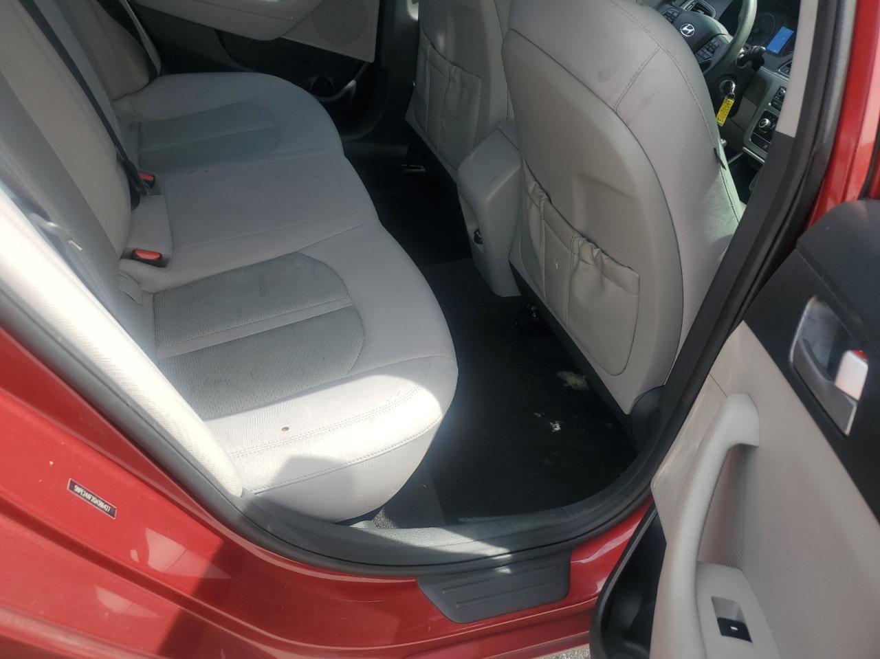 Photo 6 from auction – 2016 HYUNDAI SONATA SE with VIN 5NPE24AF2GH386427