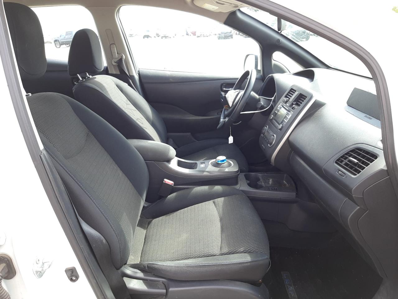 Photo 5 from auction – 2013 NISSAN LEAF S with VIN 1N4AZ0CP6DC421699
