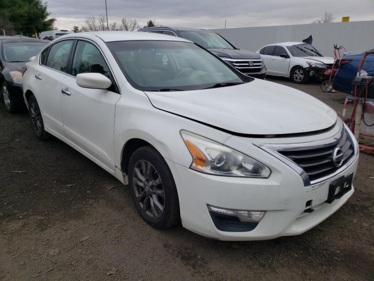 NISSAN ALTIMA 2.5 2015 with VIN 1N4AL3AP7FN918399 - Photo from auction