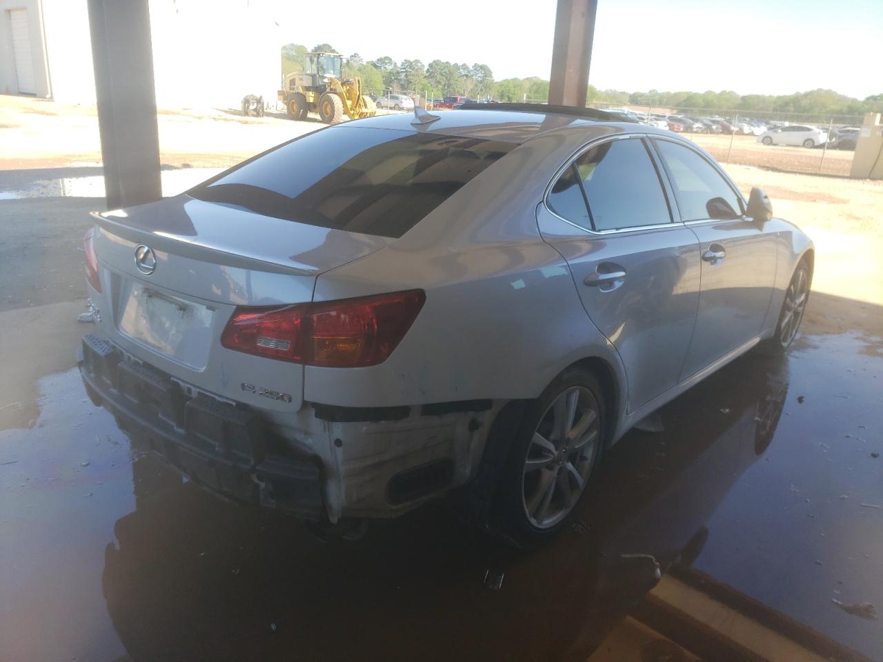 Photo 4 from auction – 2007 LEXUS IS 250 with VIN JTHBK262975037177