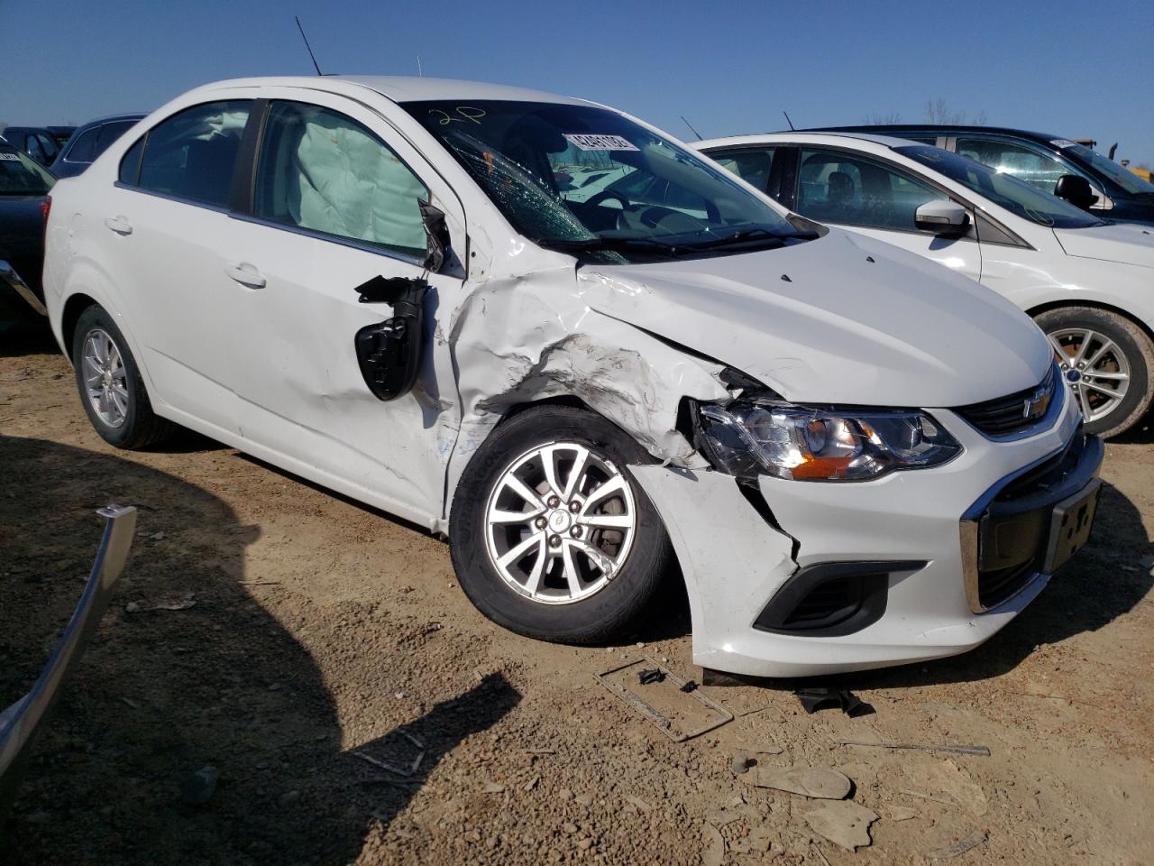 Photo 9 from auction – 2018 CHEVROLET SONIC LT with VIN 1G1JD5SH0J4116116