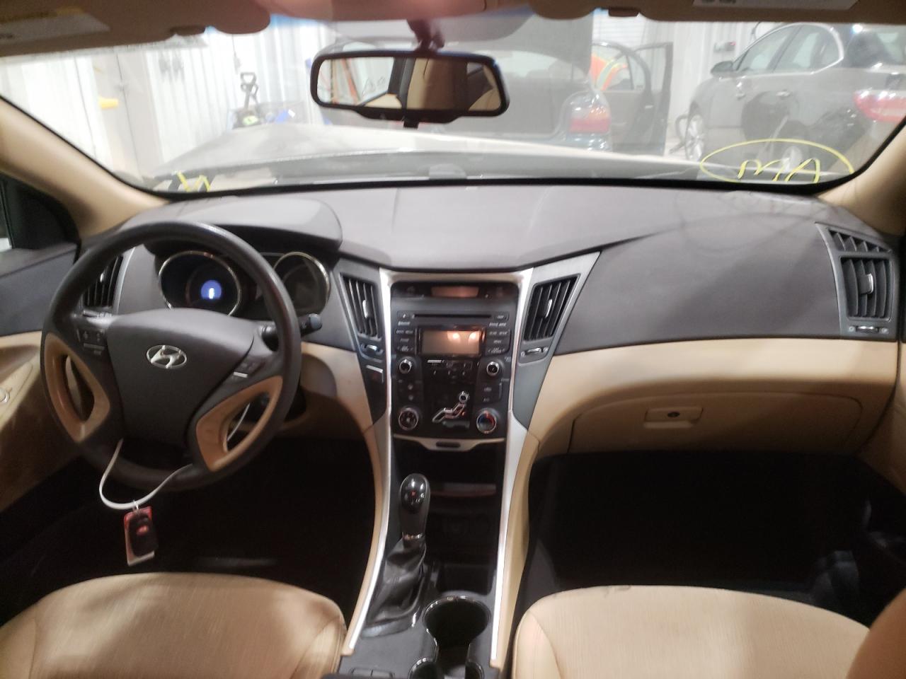Photo 9 from auction – 2013 HYUNDAI SONATA GLS with VIN 5NPEB4AC9DH726013