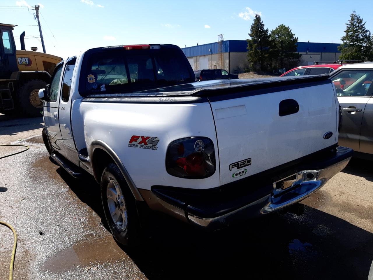 Photo 3 from auction – 2003 FORD F150 with VIN 2FTRX08L63CA15620