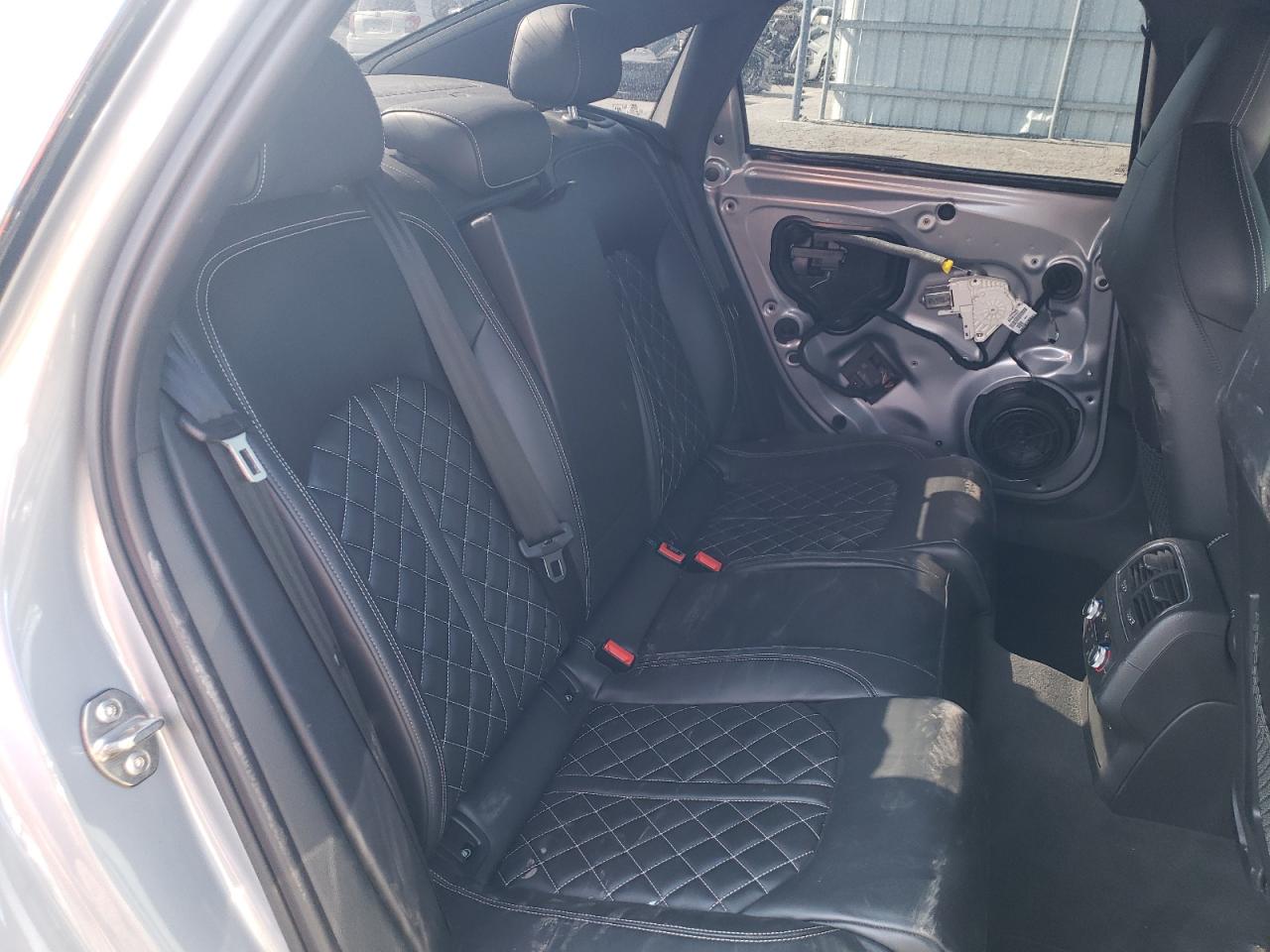 Photo 6 from auction – 2018 AUDI S6 PRESTIG with VIN WAUHFAFC9JN052771