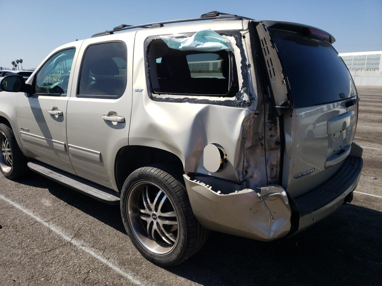 Photo 9 from auction – 2013 GMC YUKON SLT with VIN 1GKS1CE04DR260696