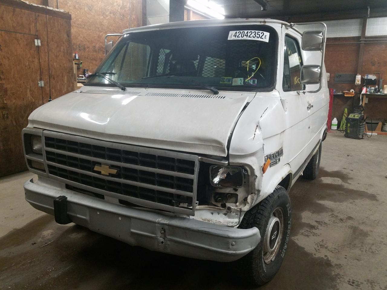 Photo 9 from auction – 1994 CHEVROLET G20 with VIN 1GCEG25Z5RF176038
