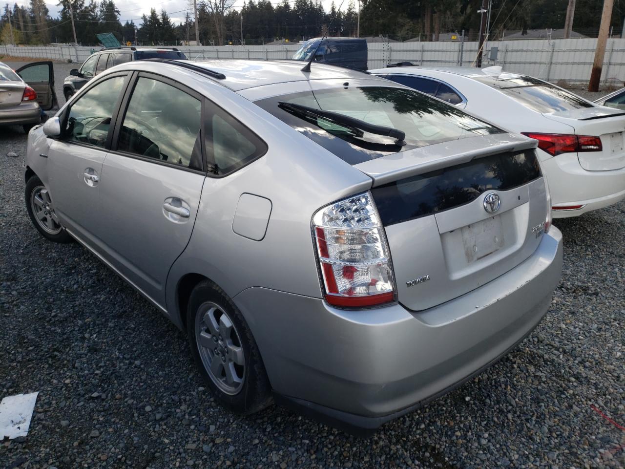Photo 3 from auction – 2007 TOYOTA PRIUS with VIN JTDKB20U677613159