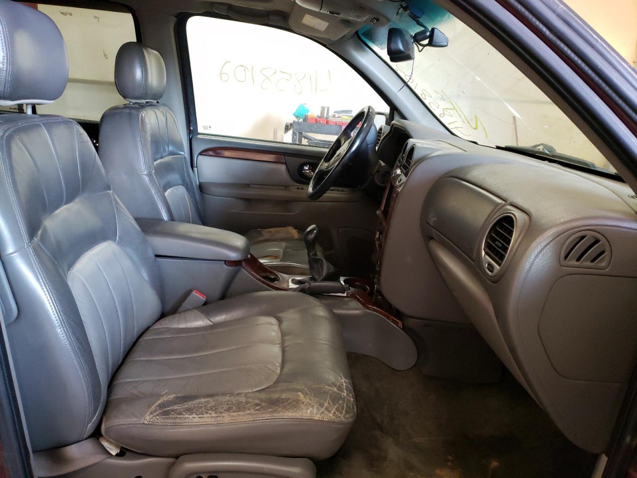 Photo 5 from auction – 2002 GMC ENVOY with VIN 1GKDT13S422420643
