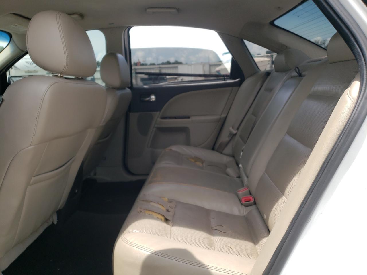 Photo 6 from auction – 2008 FORD TAURUS SEL with VIN 1FAHP24W08G104893