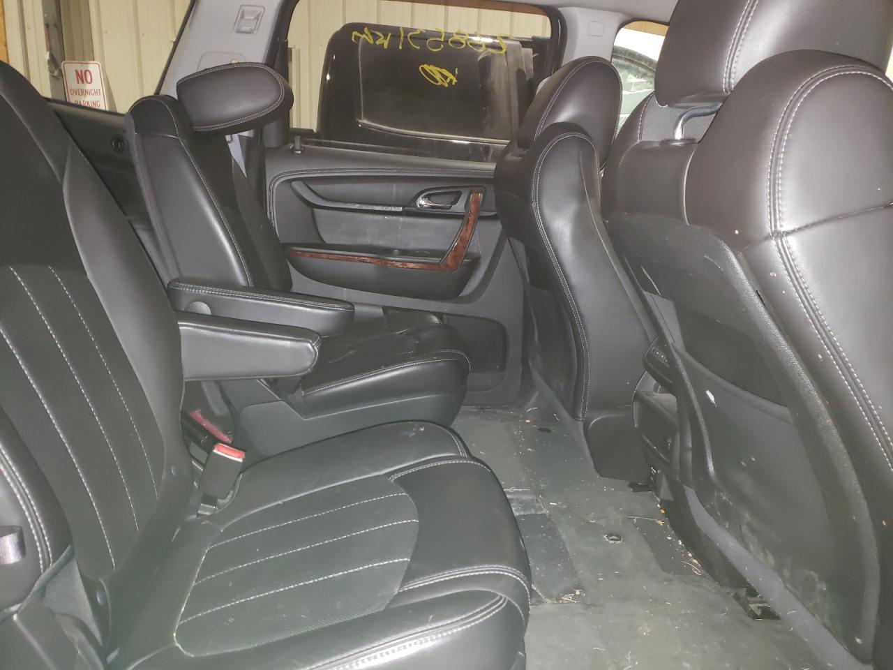 Photo 6 from auction – 2014 CHEVROLET TRAVERSE L with VIN 1GNKVJKD0EJ149386