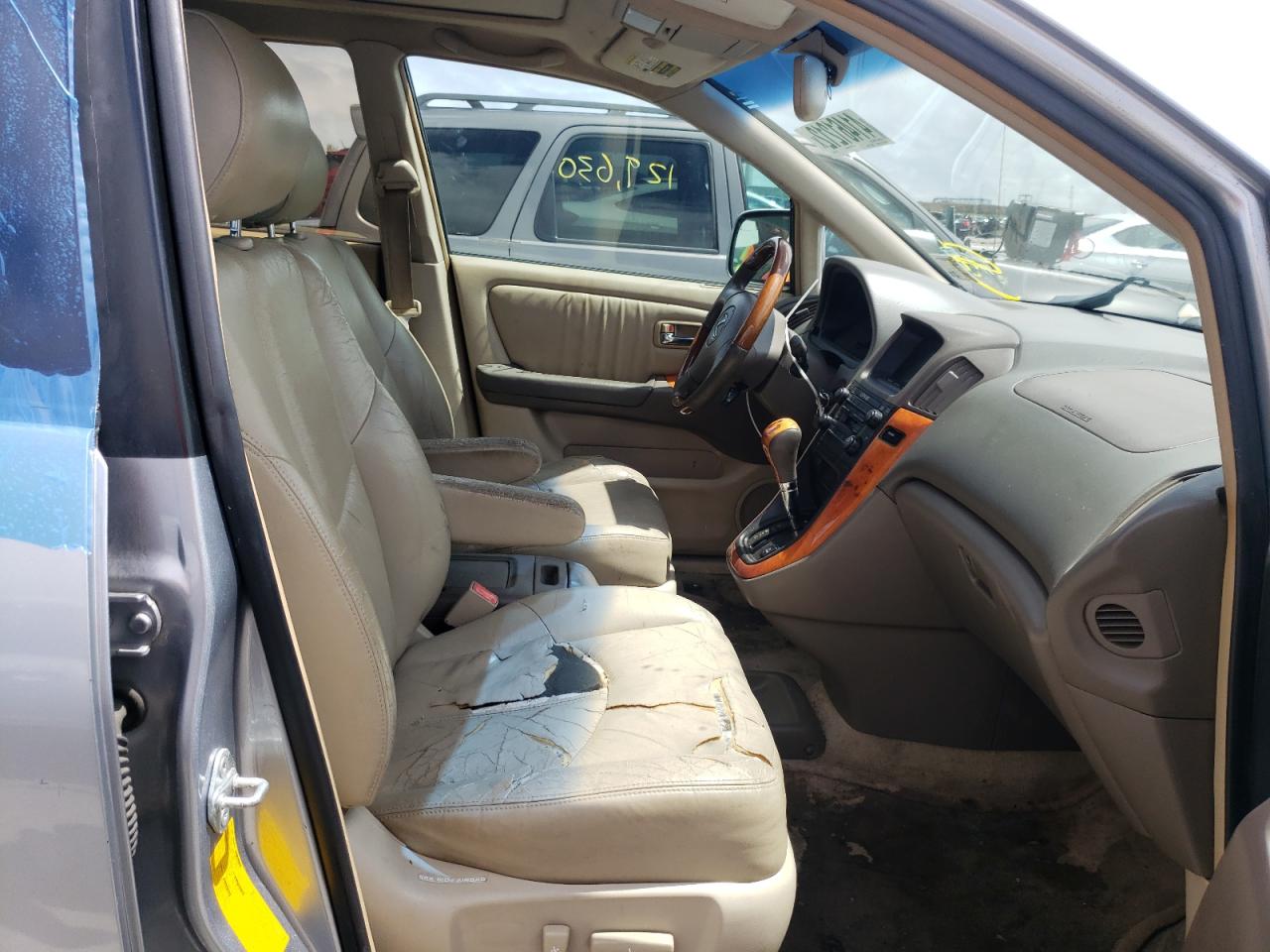 Photo 5 from auction – 2002 LEXUS RX 300 with VIN JTJGF10U320149945
