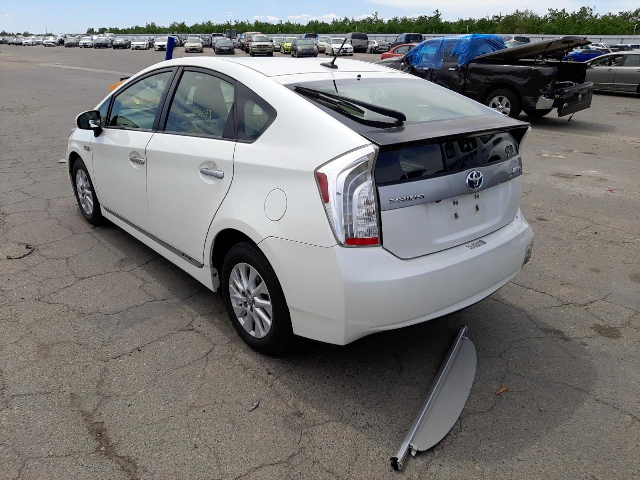Photo 3 from auction – 2013 TOYOTA PRIUS PLUG with VIN JTDKN3DP7D3040793
