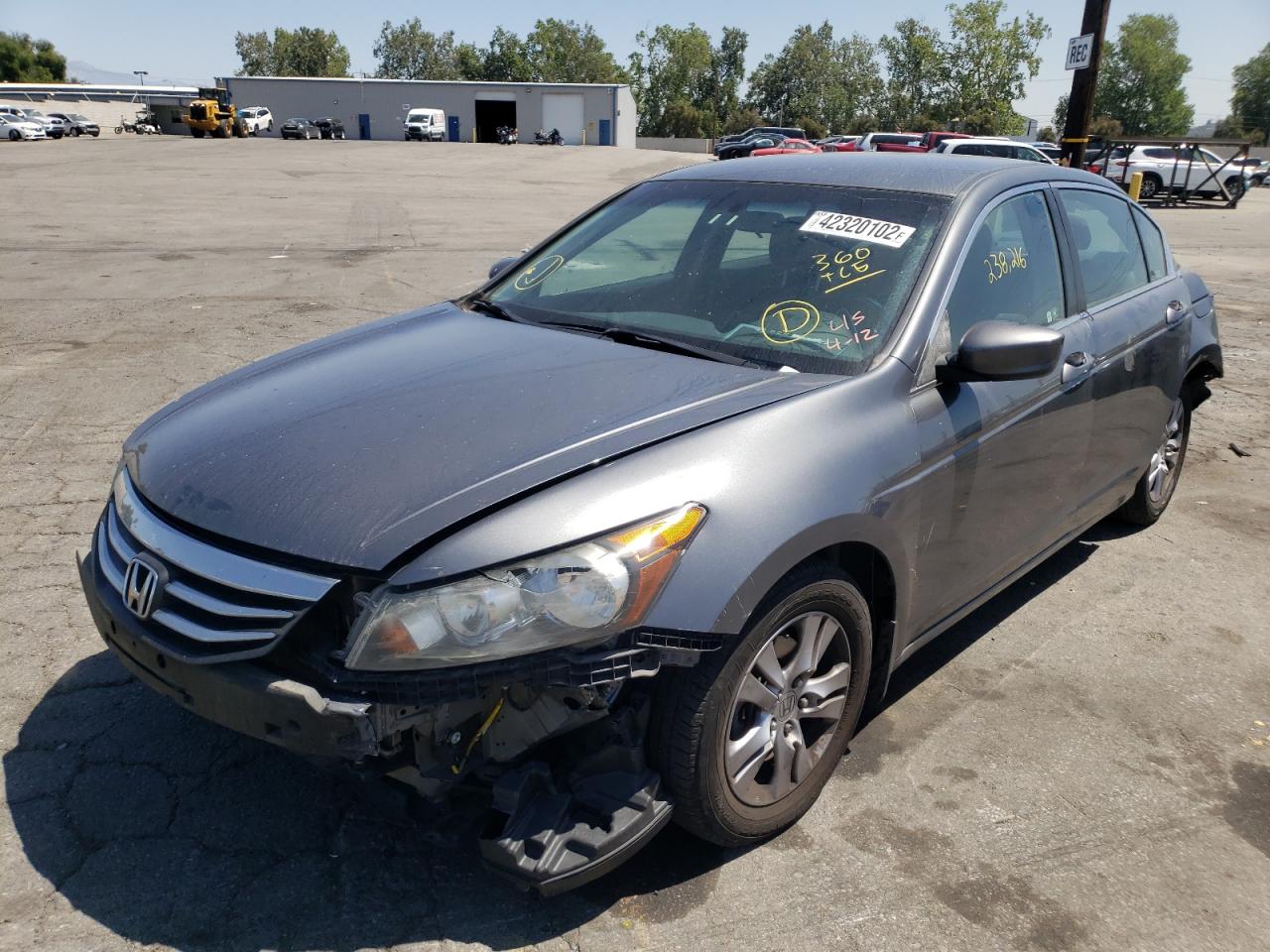 Photo 2 from auction – 2011 HONDA ACCORD LXP with VIN 1HGCP2F49BA132929