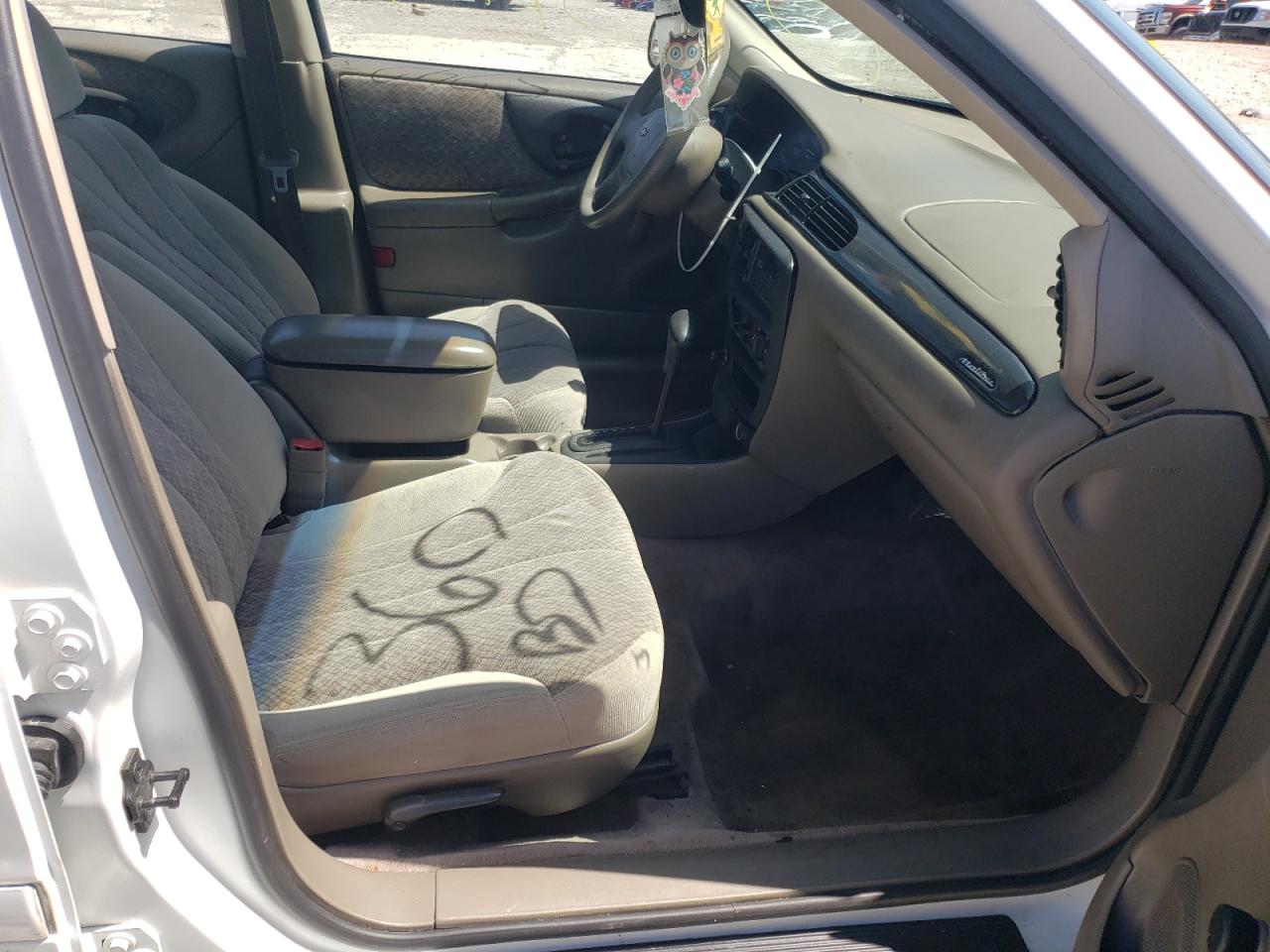 Photo 5 from auction – 2000 CHEVROLET MALIBU with VIN 1G1ND52J9Y6307391