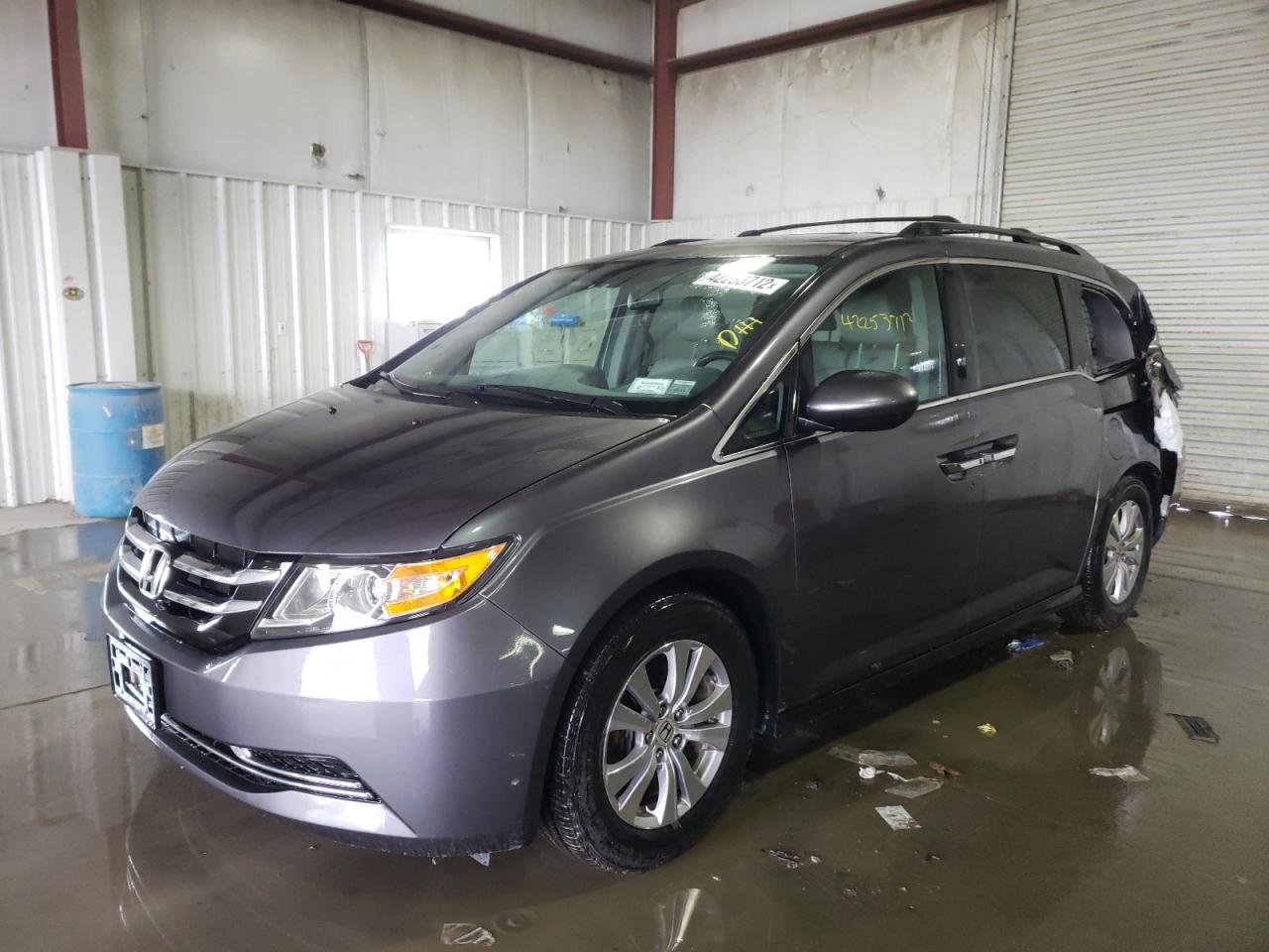 Photo 2 from auction – 2016 HONDA ODYSSEY EX with VIN 5FNRL5H64GB067314