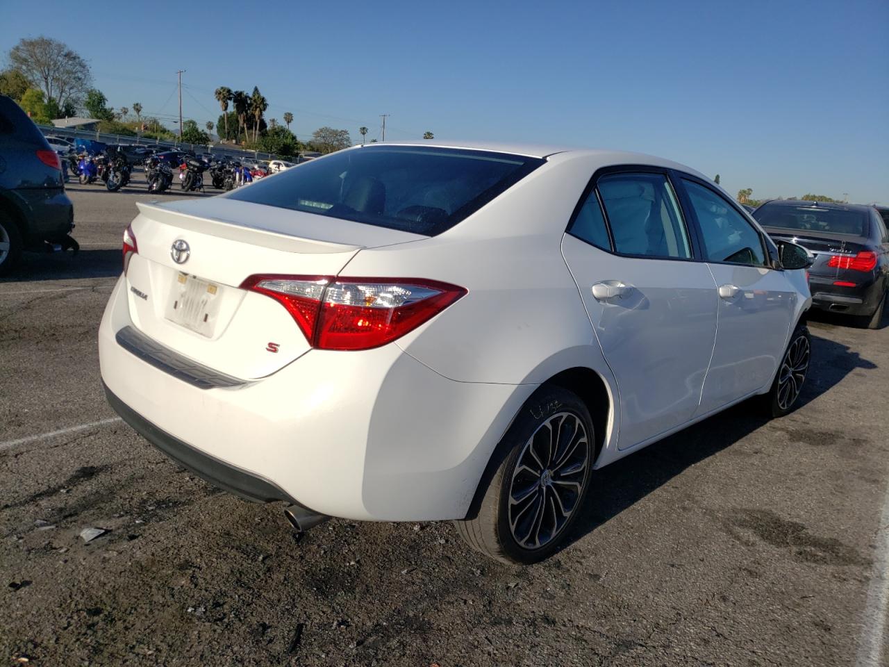 Photo 4 from auction – 2016 TOYOTA COROLLA L with VIN 5YFBURHE7GP507530