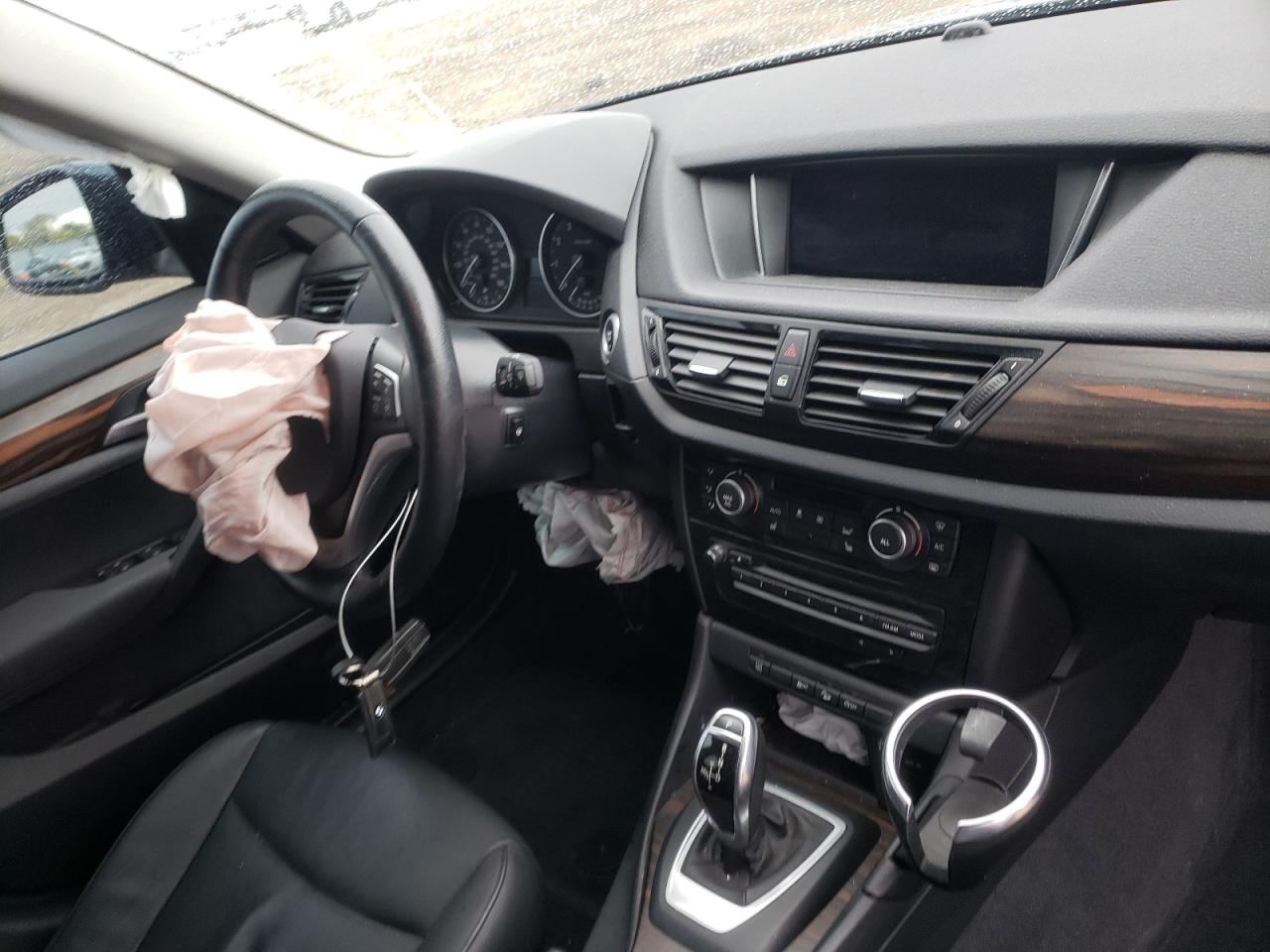 Photo 9 from auction – 2014 BMW X1 XDRIVE2 with VIN WBAVL1C53EVY14760