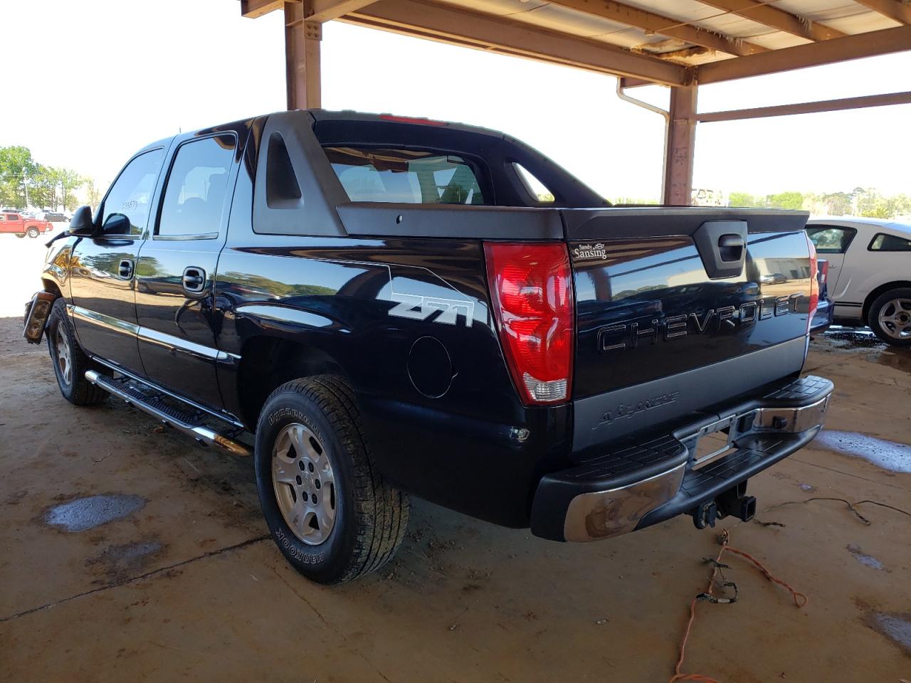 Photo 3 from auction – 2004 CHEVROLET AVALANCHE with VIN 3GNEK12T74G130993
