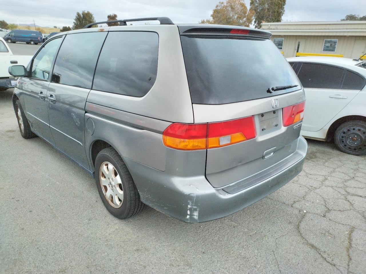 Photo 3 from auction – 2002 HONDA ODYSSEY EX with VIN 5FNRL18602B020928