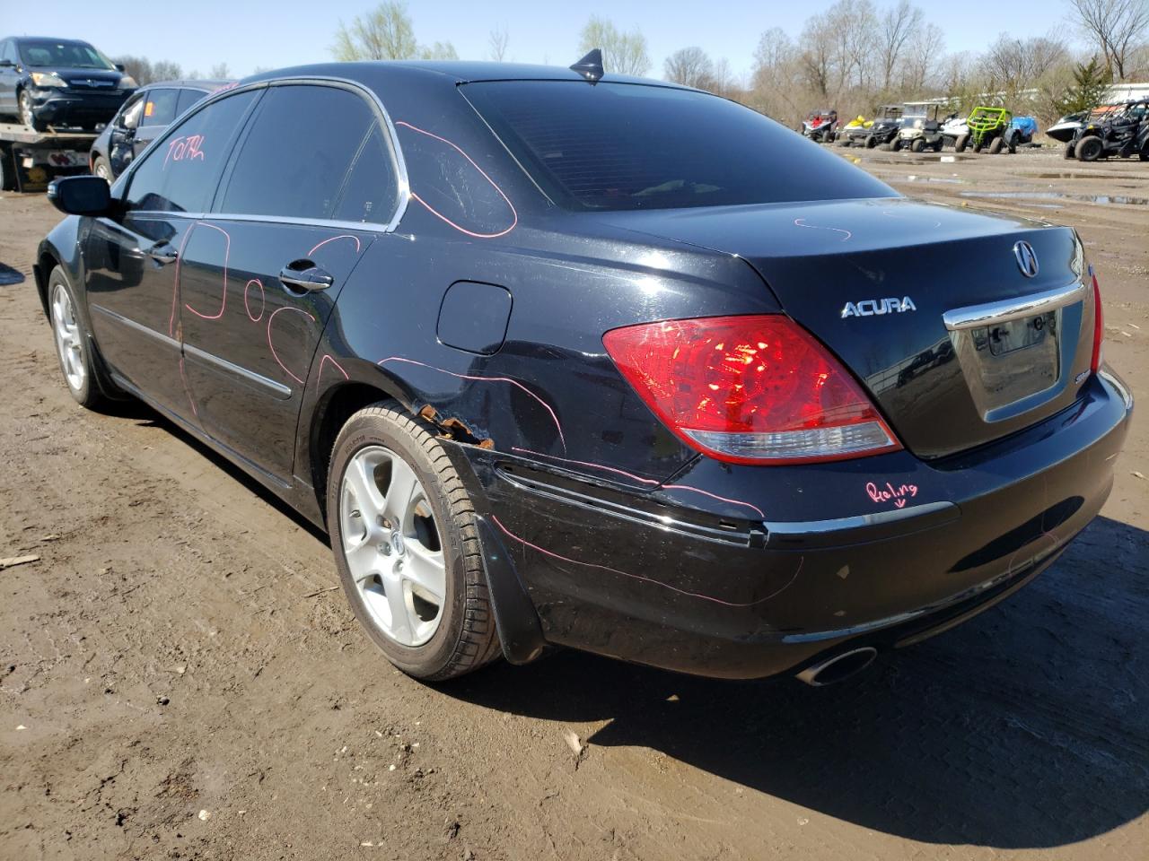 Photo 3 from auction – 2005 ACURA RL with VIN JH4KB16575C012601