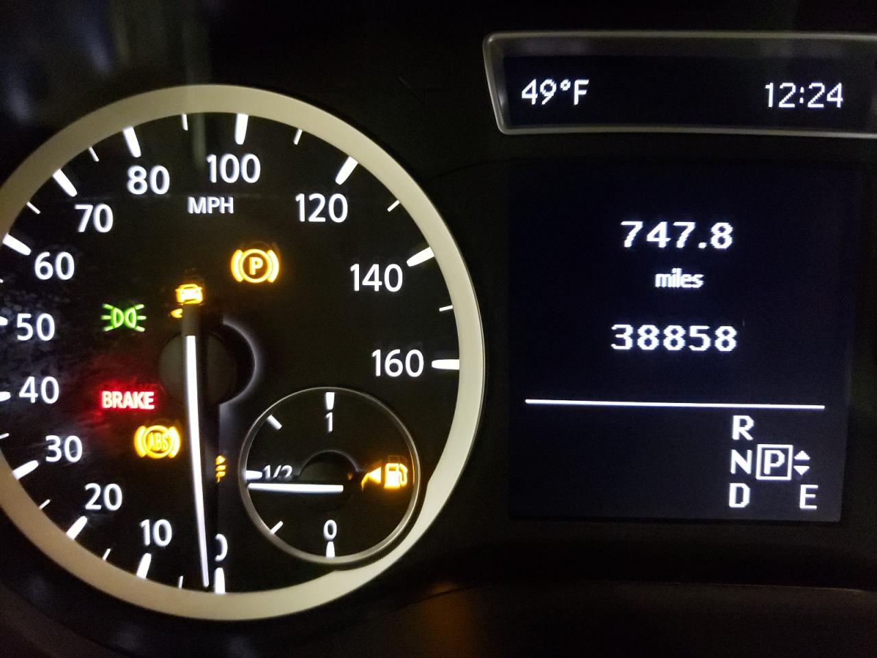 Photo 8 from auction – 2018 INFINITI QX30 BASE with VIN SJKCH5CR8JA047962