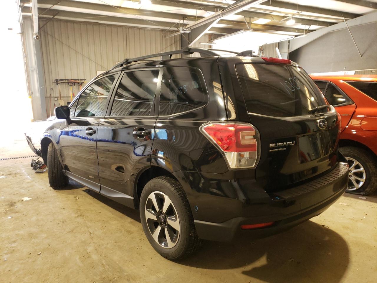 Photo 16 from auction – 2018 SUBARU FORESTER 2 with VIN JF2SJABC2JH599202