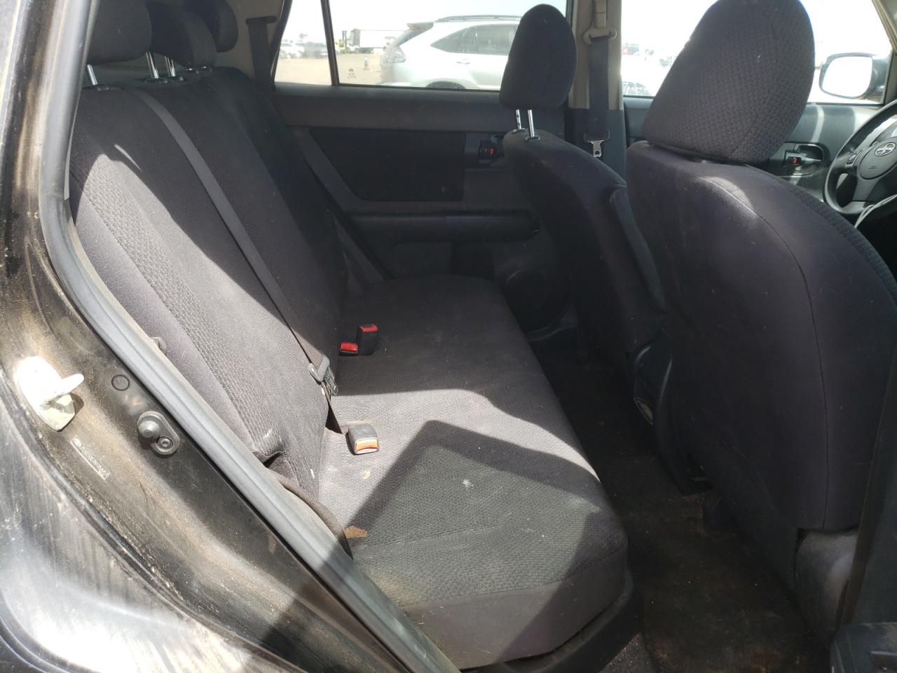 Photo 6 from auction – 2008 TOYOTA SCION with VIN JTLKE50E781054957