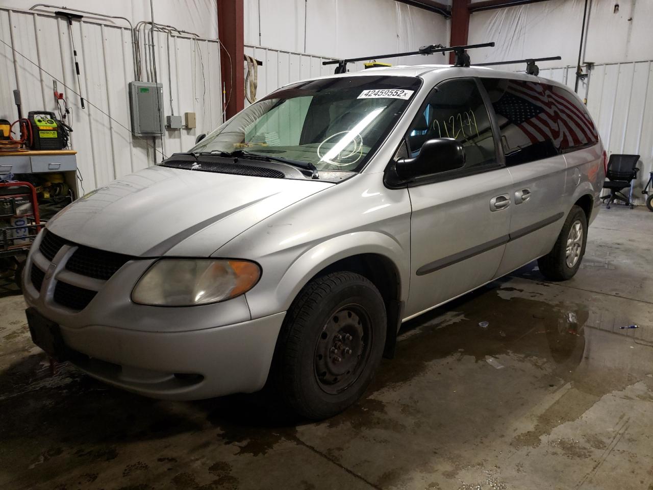 Photo 2 from auction – 2002 DODGE GRAND CARA with VIN 1B4GP343X2B645727