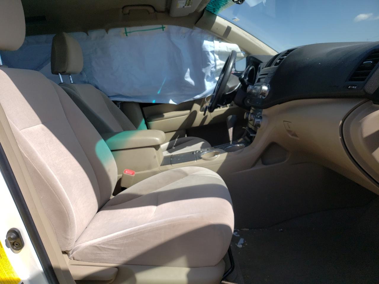 Photo 5 from auction – 2008 TOYOTA HIGHLANDER with VIN JTEES41A882007661
