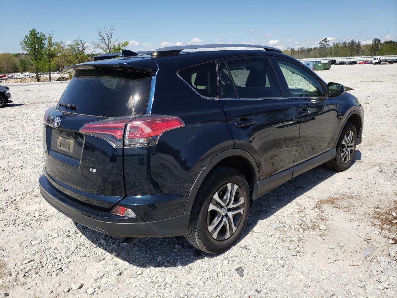 Photo 4 from auction – 2017 TOYOTA RAV4 LE with VIN JTMZFREV2HJ144718