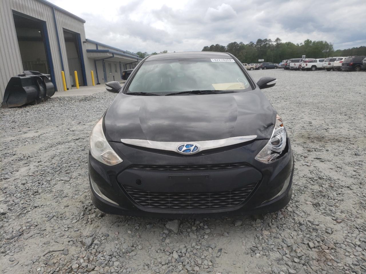 Photo 9 from auction – 2014 HYUNDAI SONATA HYB with VIN KMHEC4A4XEA116678