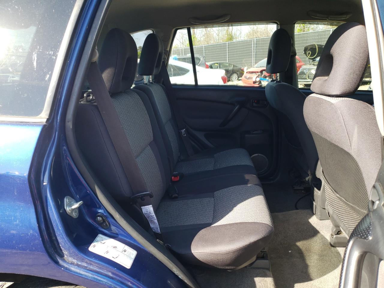 Photo 6 from auction – 2005 TOYOTA RAV4 with VIN JTEHD20V456034456
