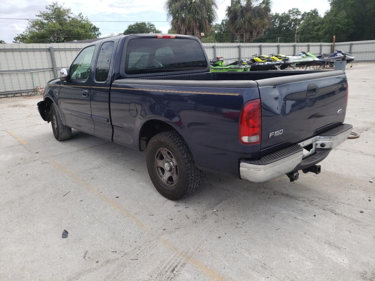 Photo 3 from auction – 2002 FORD F150 with VIN 1FTRX17W42NA69900