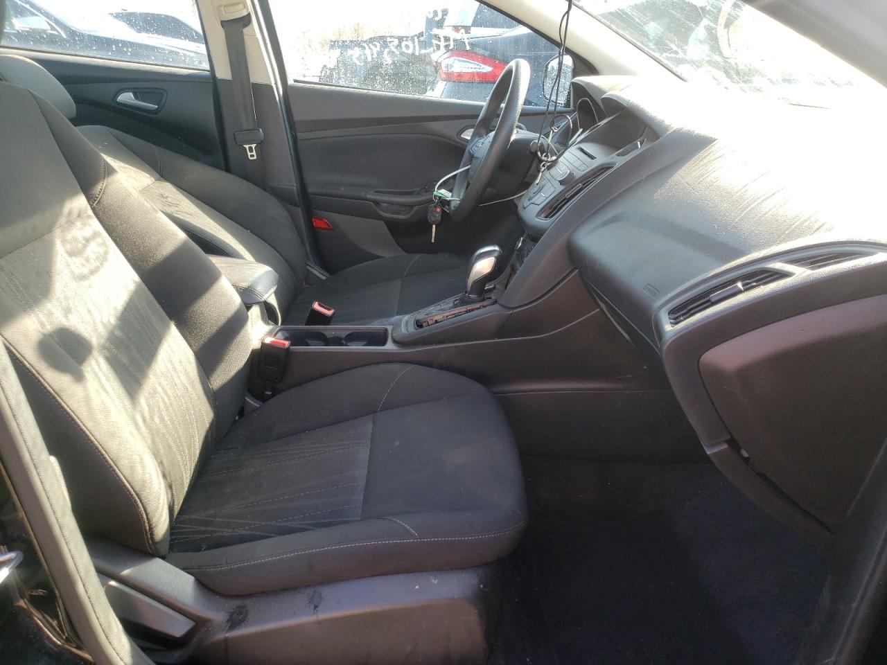 Photo 5 from auction – 2015 FORD FOCUS SE with VIN 1FADP3F29FL356189