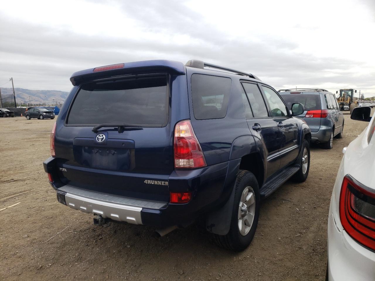 Photo 4 from auction – 2004 TOYOTA 4RUNNER SR with VIN JTEBU14R448022212