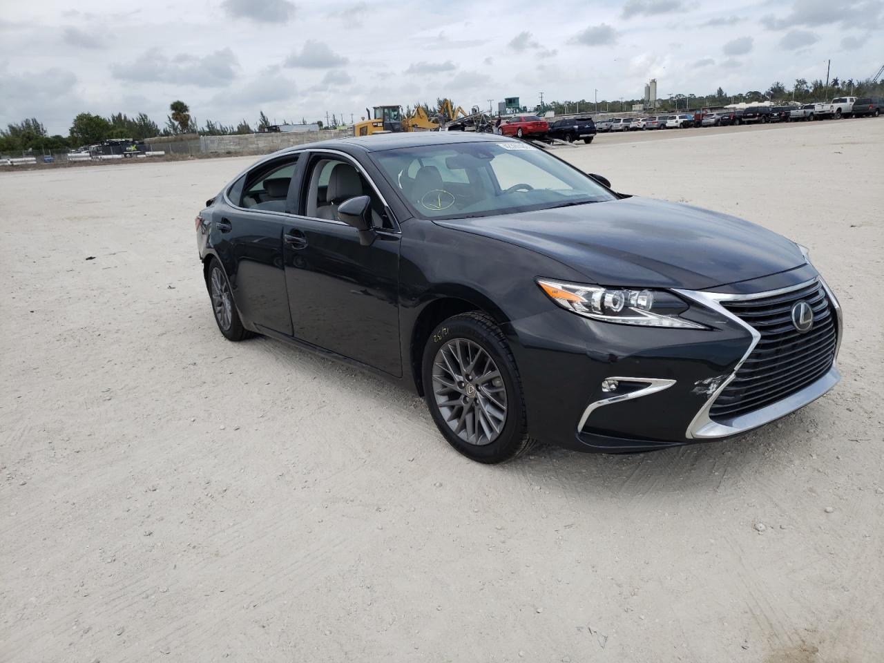 LEXUS ES 350 2018 with VIN 58ABK1GGXJU092356 - Photo from auction