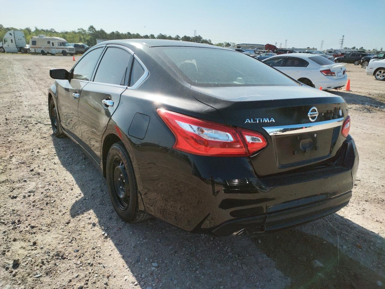 Photo 3 from auction – 2016 NISSAN ALTIMA 2.5 with VIN 1N4AL3AP9GN380600