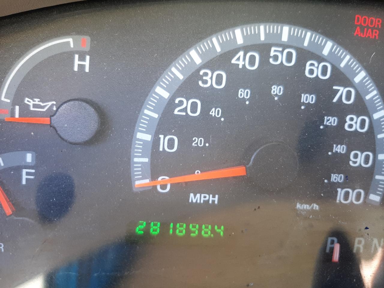 Photo 8 from auction – 2003 FORD F150 with VIN 2FTRX08L63CA15620