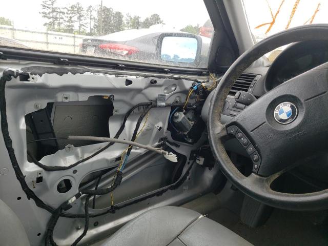 Photo 10 from auction – 2003 BMW 325I with VIN WBAEN33473PC11635