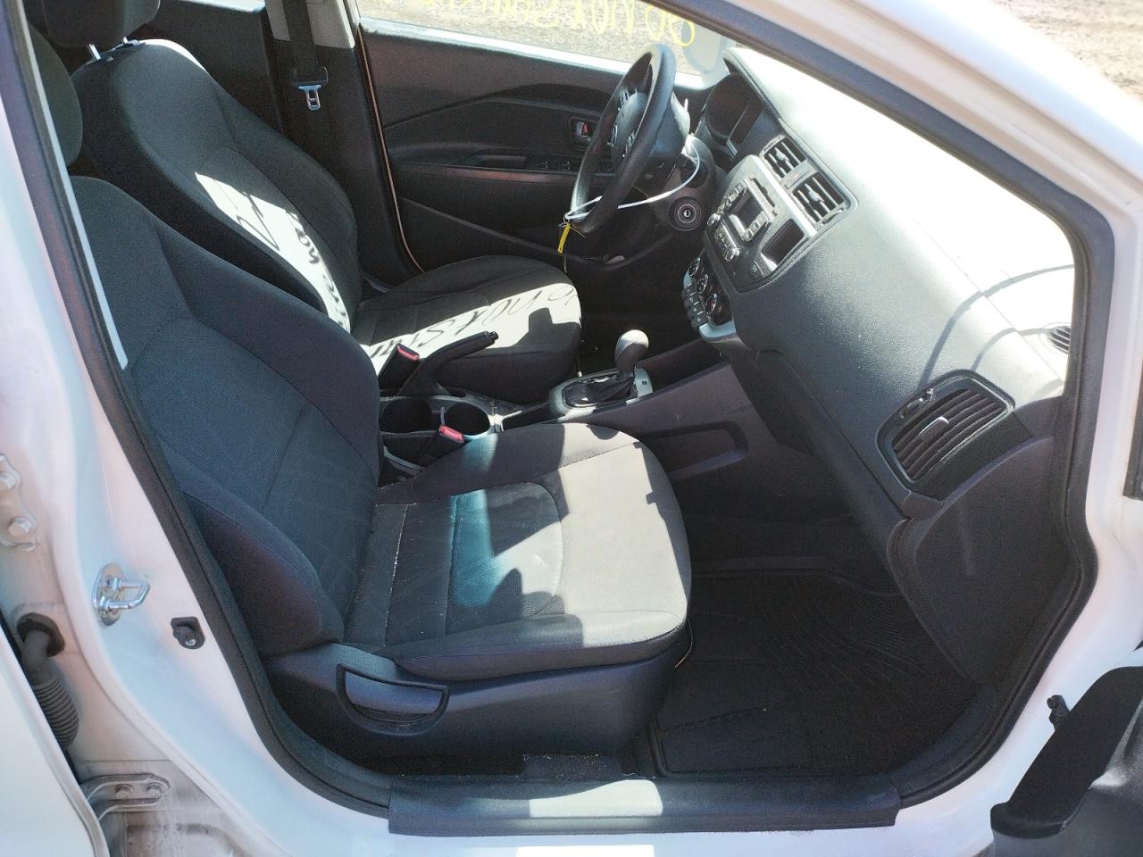 Photo 5 from auction – 2013 KIA RIO LX with VIN KNADM4A32D6316747